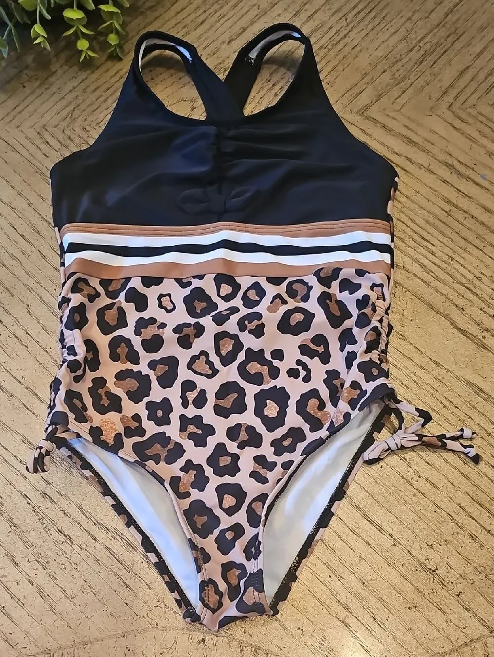 Kids Leopard Print One-Piece Swimsuit Size 7 NEW no Tag